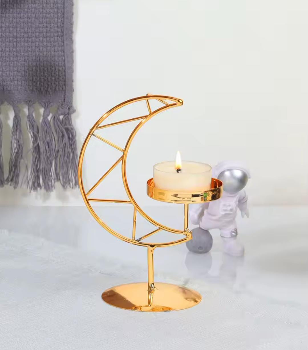 Candlestick Moon Shape Stand